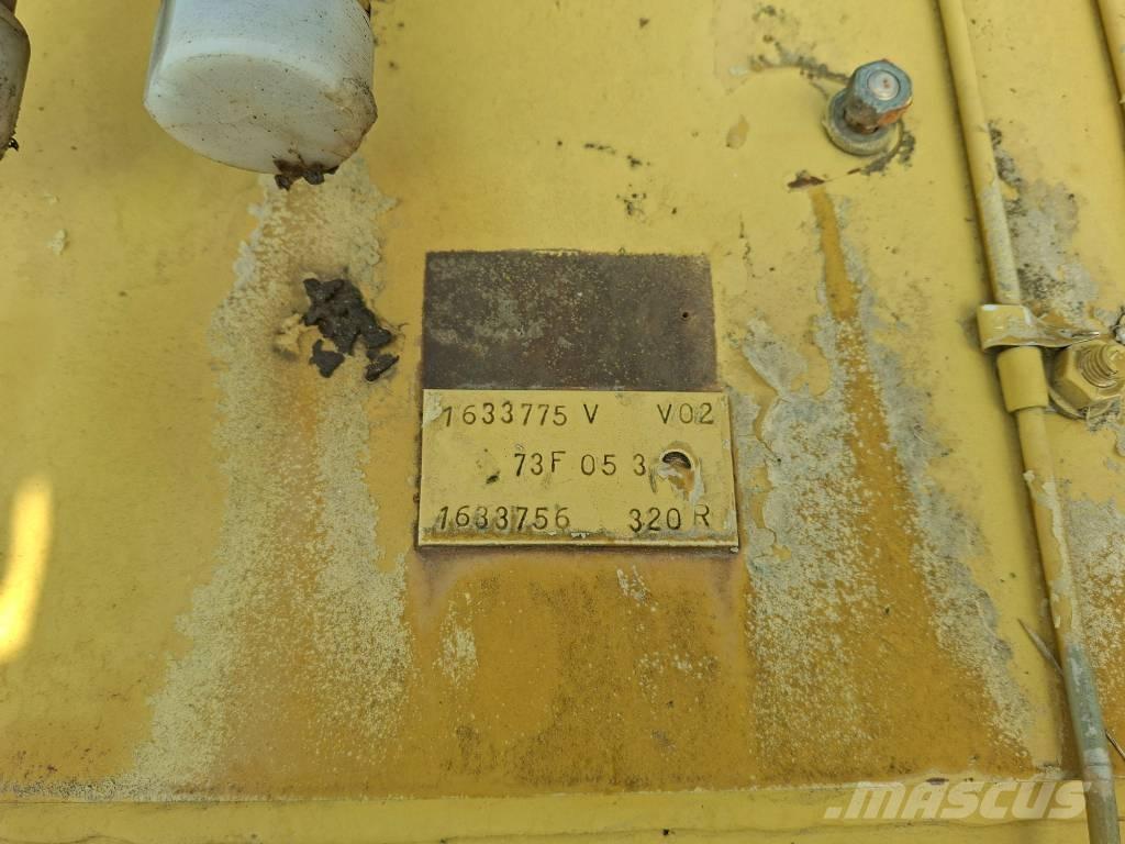 CAT 320 C L Εκσκαφείς με ερπύστριες