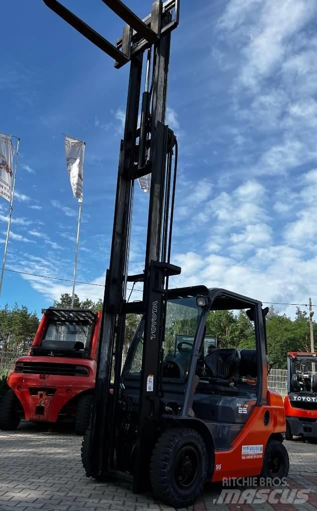 Toyota 02-8 FG F 25 Περονοφόρα ανυψωτικά κλαρκ με φυσικό αέριο LPG