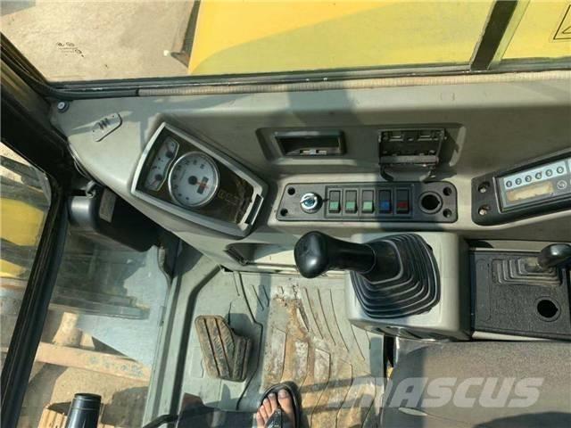 Hyundai R80-7 Εκσκαφείς με ερπύστριες