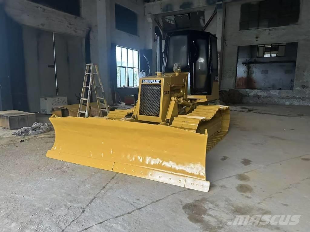 CAT D 4 C Μπουλντόζες με ερπύστριες