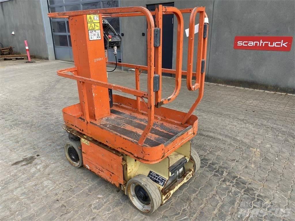 JLG 1230ES Ανυψωτήρες με κατακόρυφους πυλώνες