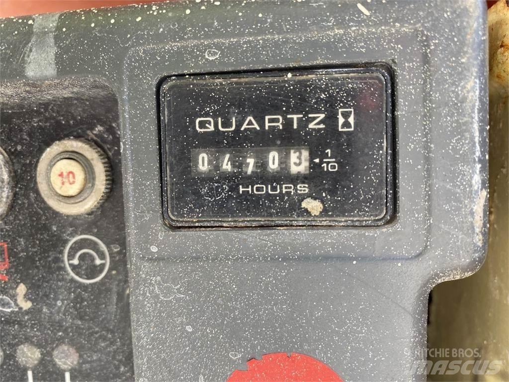 JLG 1230ES Ανυψωτήρες με κατακόρυφους πυλώνες
