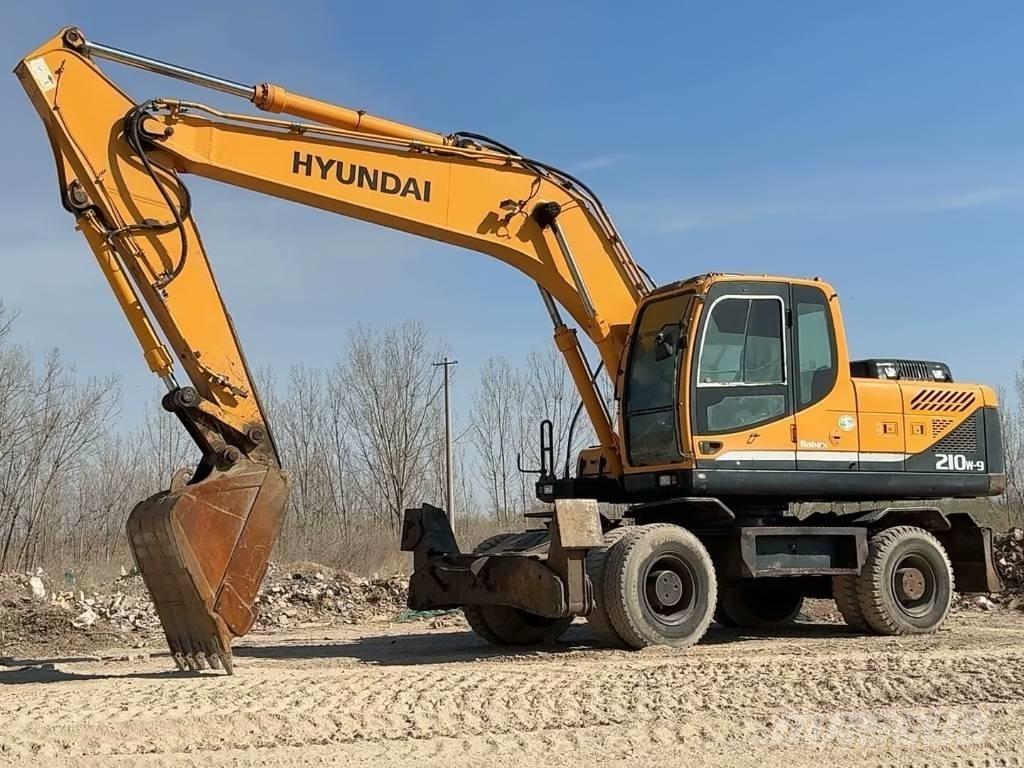 Hyundai R210W-9 Εκσκαφείς με τροχούς - λάστιχα