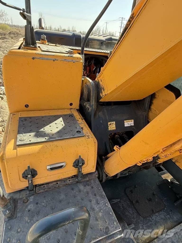 Hyundai R210W-9 Εκσκαφείς με τροχούς - λάστιχα