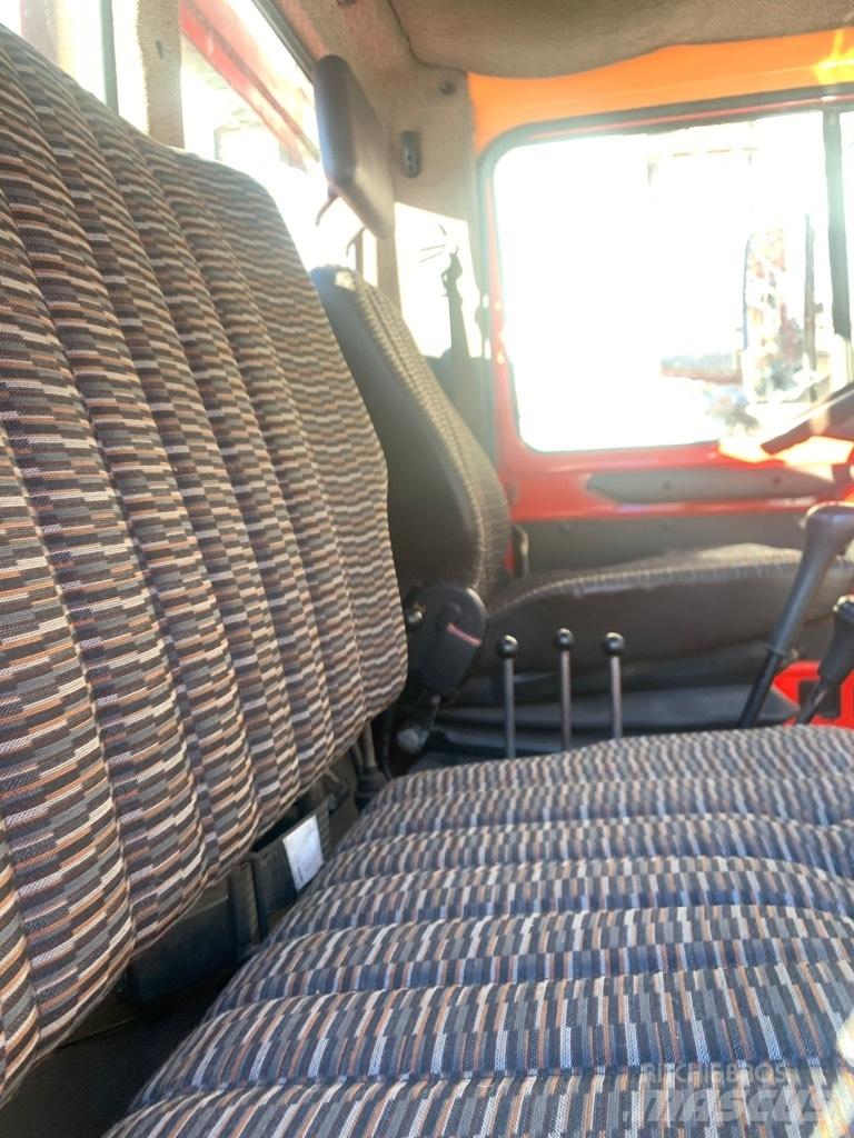 Unimog 1600 Χρηστικές μηχανές