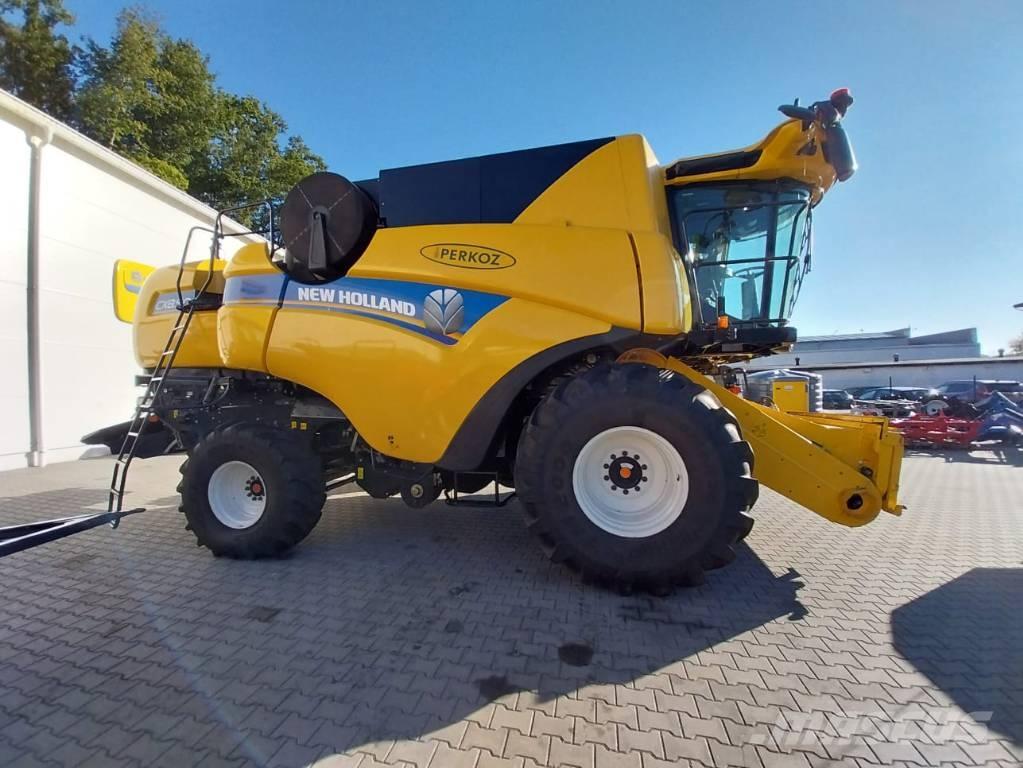 New Holland CX 8.90 Θεριζοαλωνιστικές μηχανές