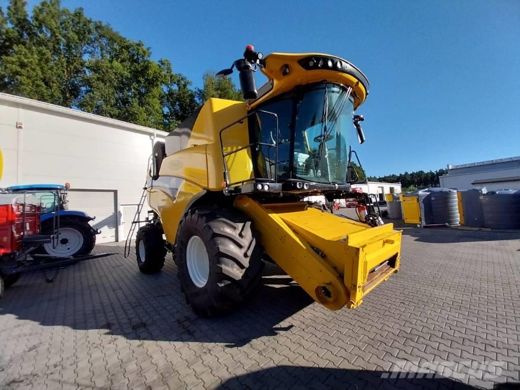 New Holland CX 8.90 Θεριζοαλωνιστικές μηχανές