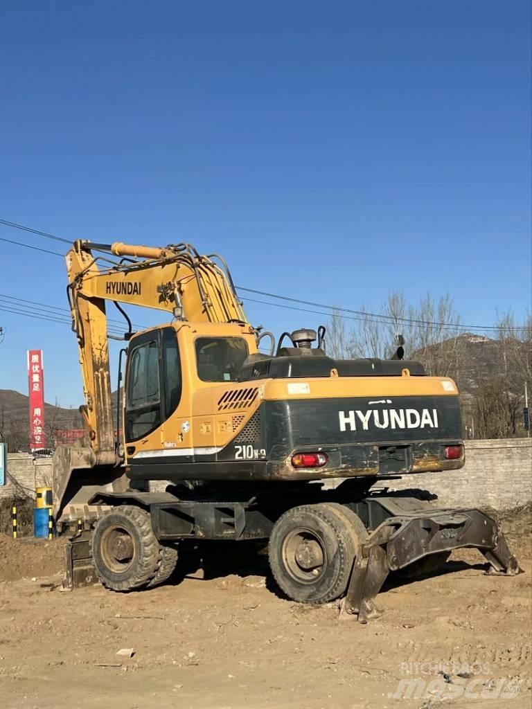 Hyundai R210W-9 Εκσκαφείς με τροχούς - λάστιχα
