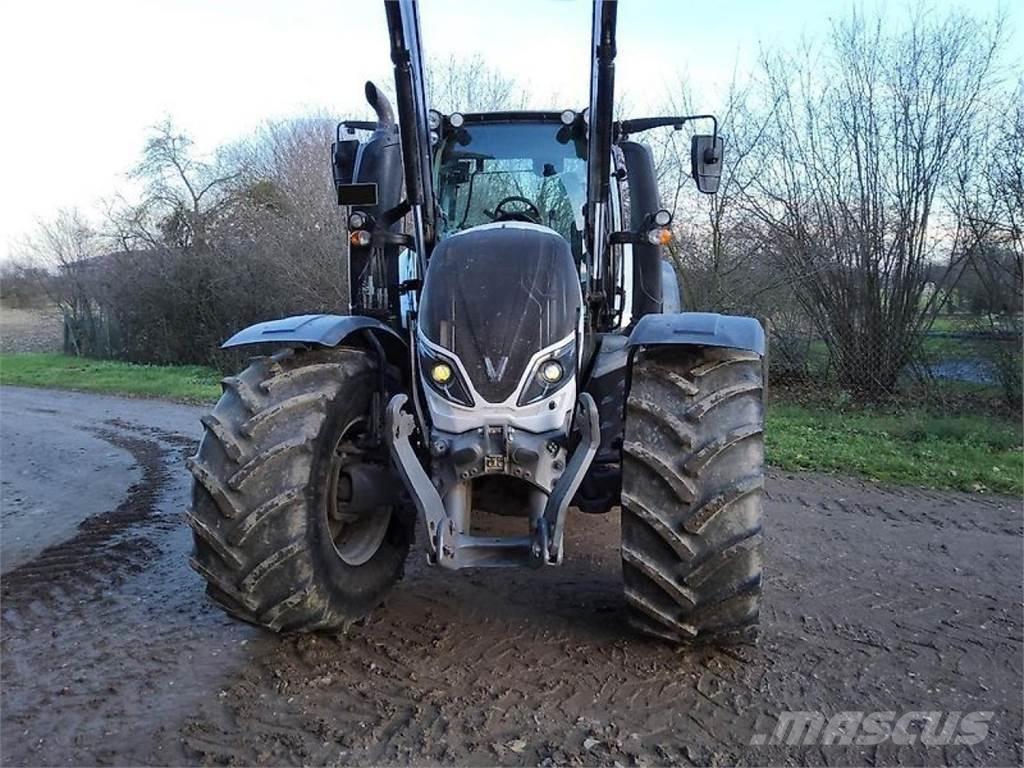 Valtra t 234 a Τρακτέρ