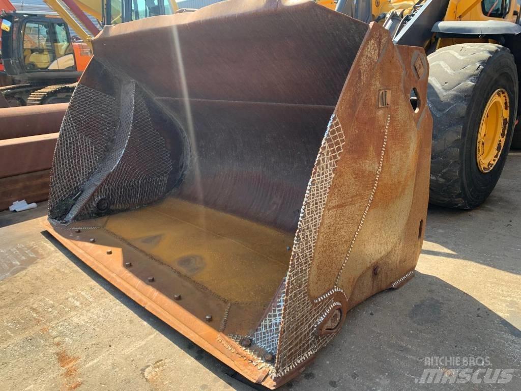 Volvo L110H L120H Κουβάδες