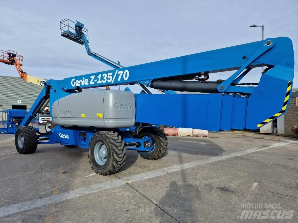 Genie Z 135/70 Ανυψωτήρες με αρθρωτό βραχίονα