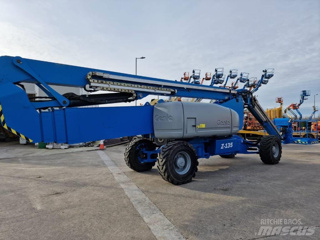 Genie Z 135/70 Ανυψωτήρες με αρθρωτό βραχίονα
