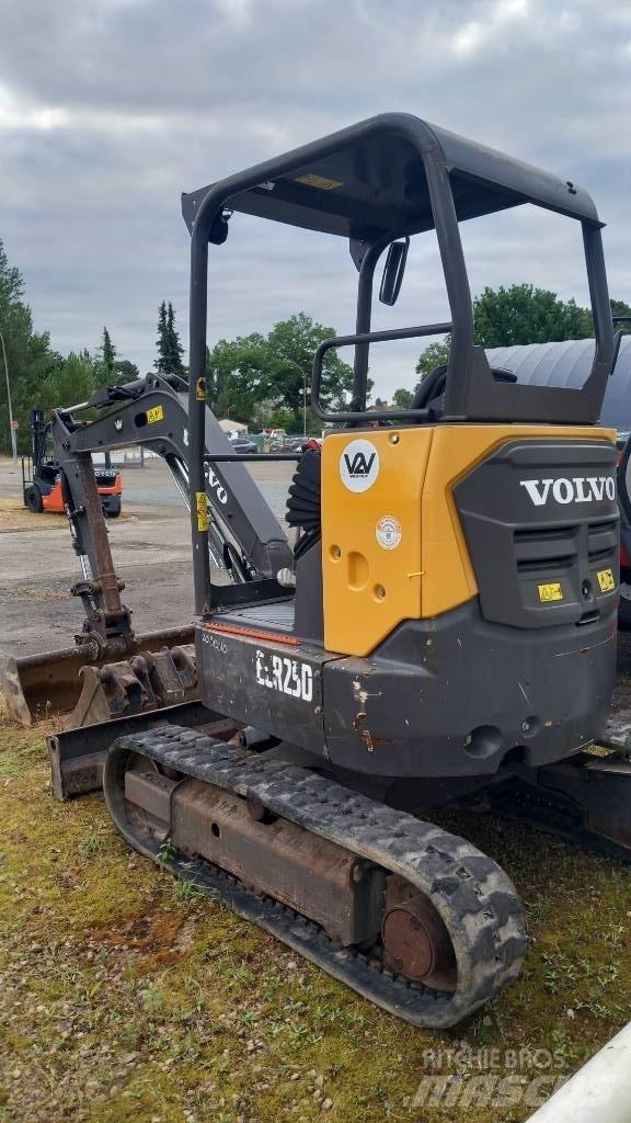 Volvo ECR 25 D Εκσκαφάκι (διαβολάκι) < 7t