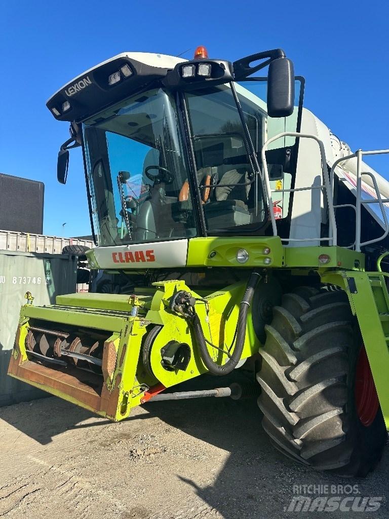 CLAAS Lexion 560 Θεριζοαλωνιστικές μηχανές