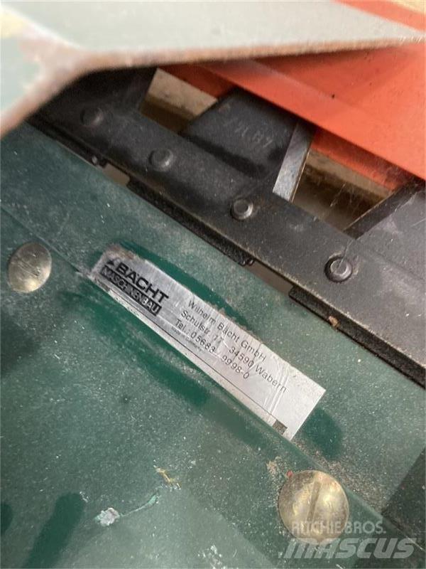 CLAAS BACHT SIDEKNIV Εξαρτήματα θεριζοαλωνιστικών μηχανών