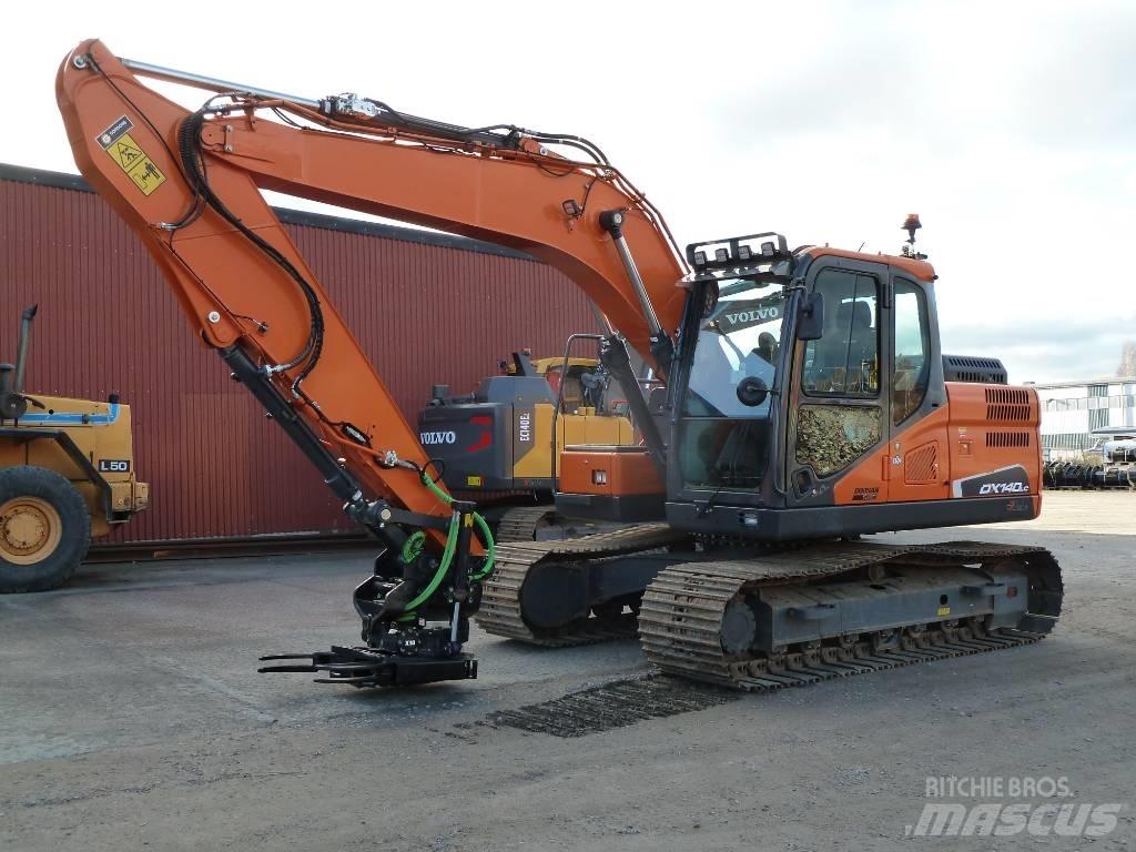 Doosan DX140LC-5 Εκσκαφείς με ερπύστριες
