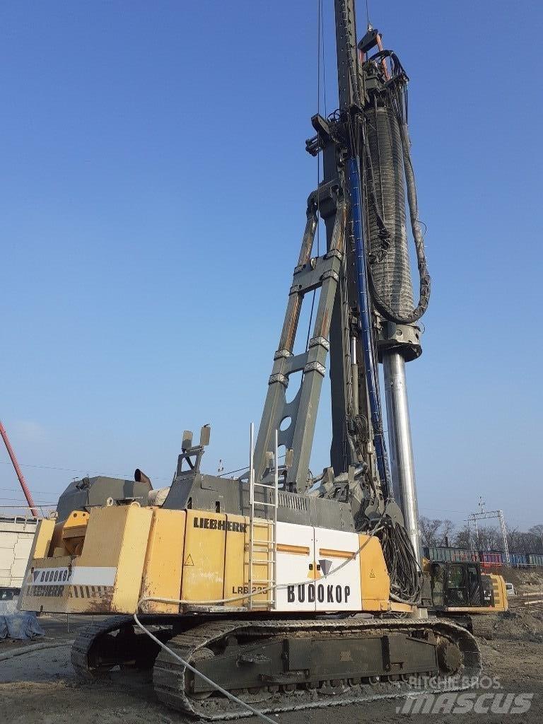 Liebherr LRB255 Μηχανήματα διάτρησης οριζόντιας-κάθετης