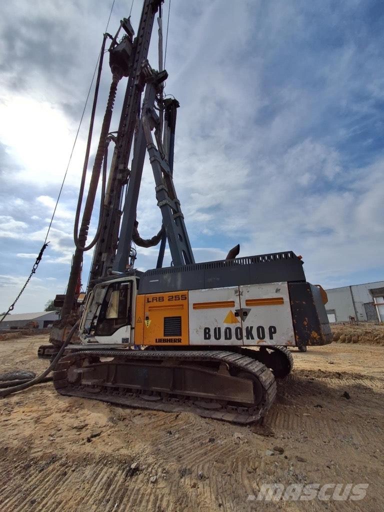 Liebherr LRB255 Μηχανήματα διάτρησης οριζόντιας-κάθετης