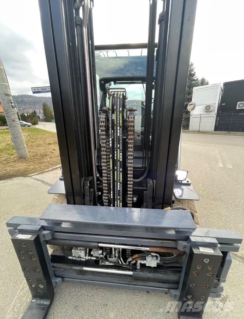 Toyota FVA450 Περονοφόρα ανυψωτικά κλαρκ με φυσικό αέριο LPG