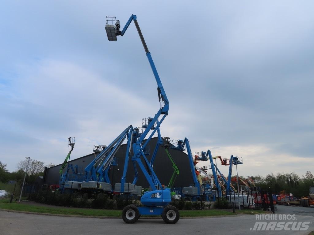 Manitou 200 ATJ Ανυψωτήρες με αρθρωτό βραχίονα