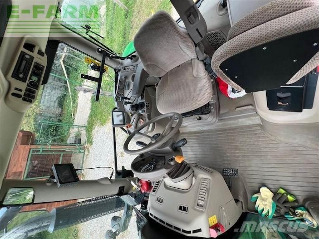 John Deere 6115R Τρακτέρ