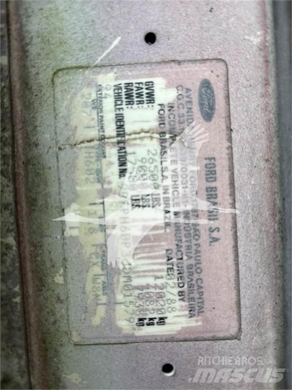 Ford C8000 Κατασκευές - Άλλα