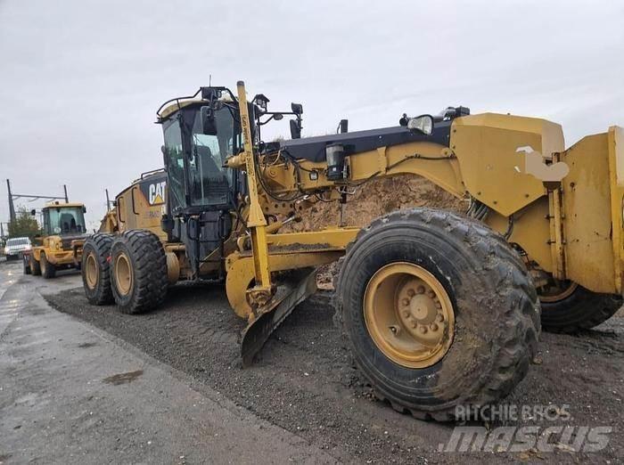 CAT 14M Γκρέιντερς