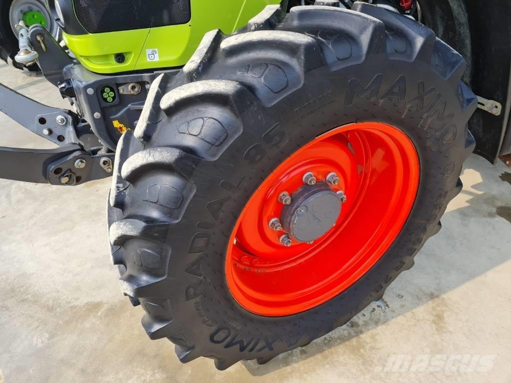 CLAAS Arion 440 CIS Τρακτέρ