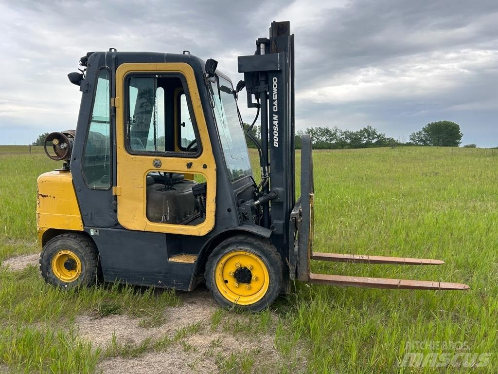 Daewoo G 30 E Περονοφόρα ανυψωτικά κλαρκ - άλλα