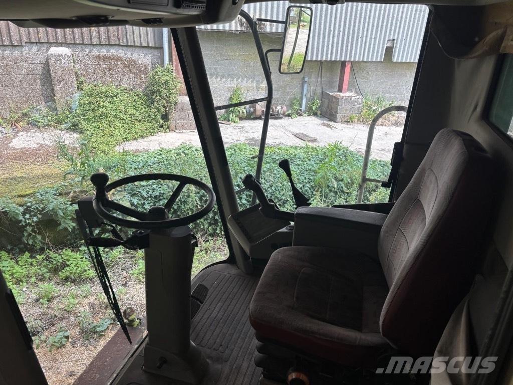 CLAAS Lexion 420 Θεριζοαλωνιστικές μηχανές