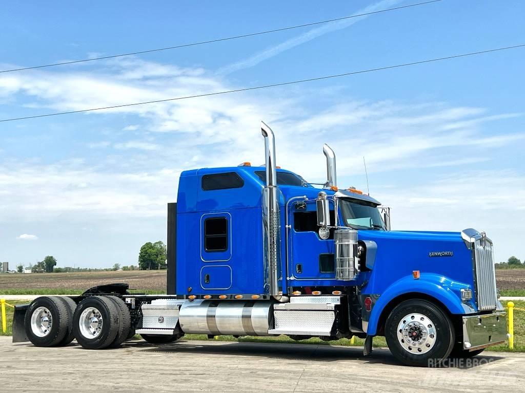 Kenworth W 900 Τράκτορες