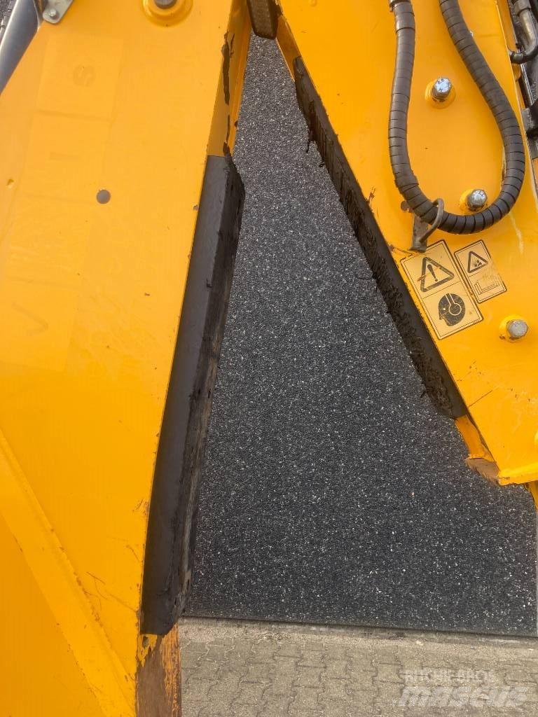 JCB 4 CX Εκσκαφείς Φορτωτές τύπου JCB