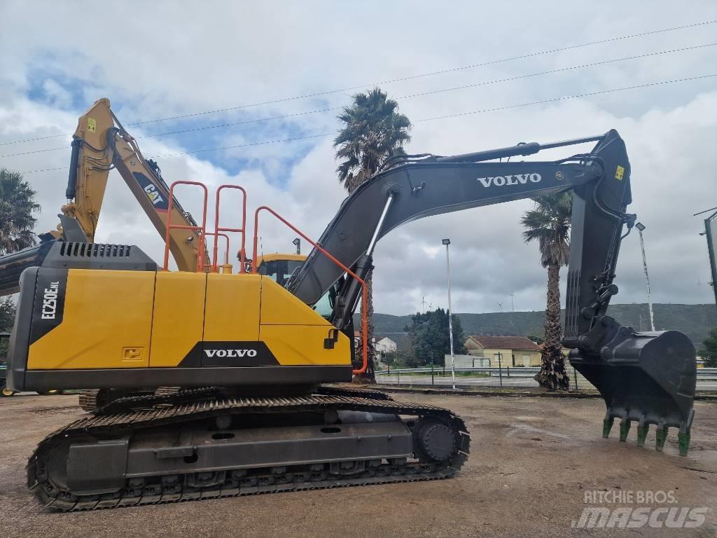 Volvo EC 250 ELN Εκσκαφείς με ερπύστριες