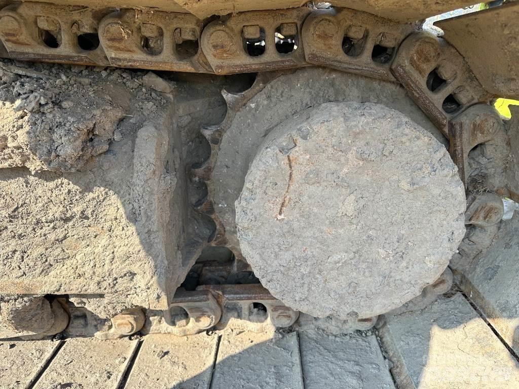 CASE CX 250 D Εκσκαφείς με ερπύστριες