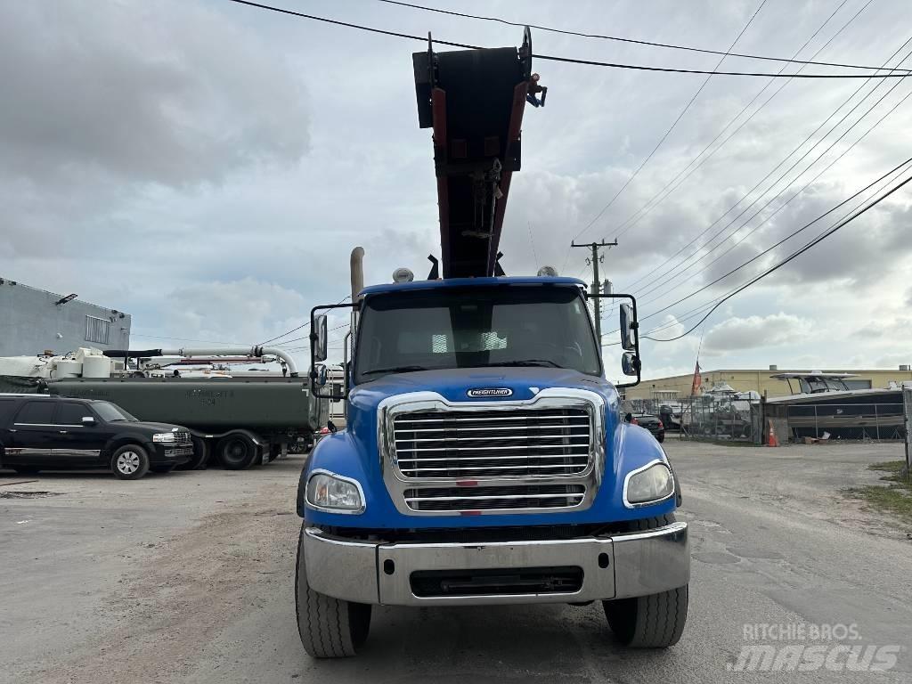 Freightliner M2 Φορτηγά Kαρότσα με ανοιγόμενα πλαϊνά