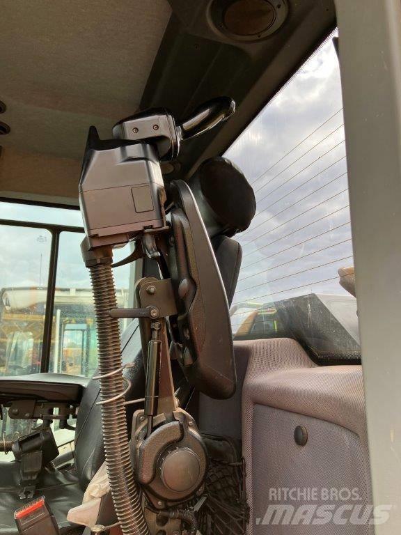 Liebherr L 566 Φορτωτές με λάστιχα (Τροχοφόροι)