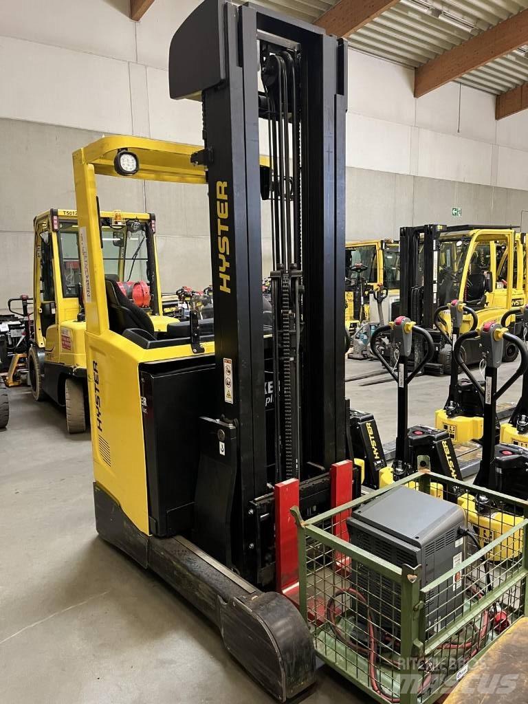 Hyster R1.4 Ανυψωτικά στενών δρόμων