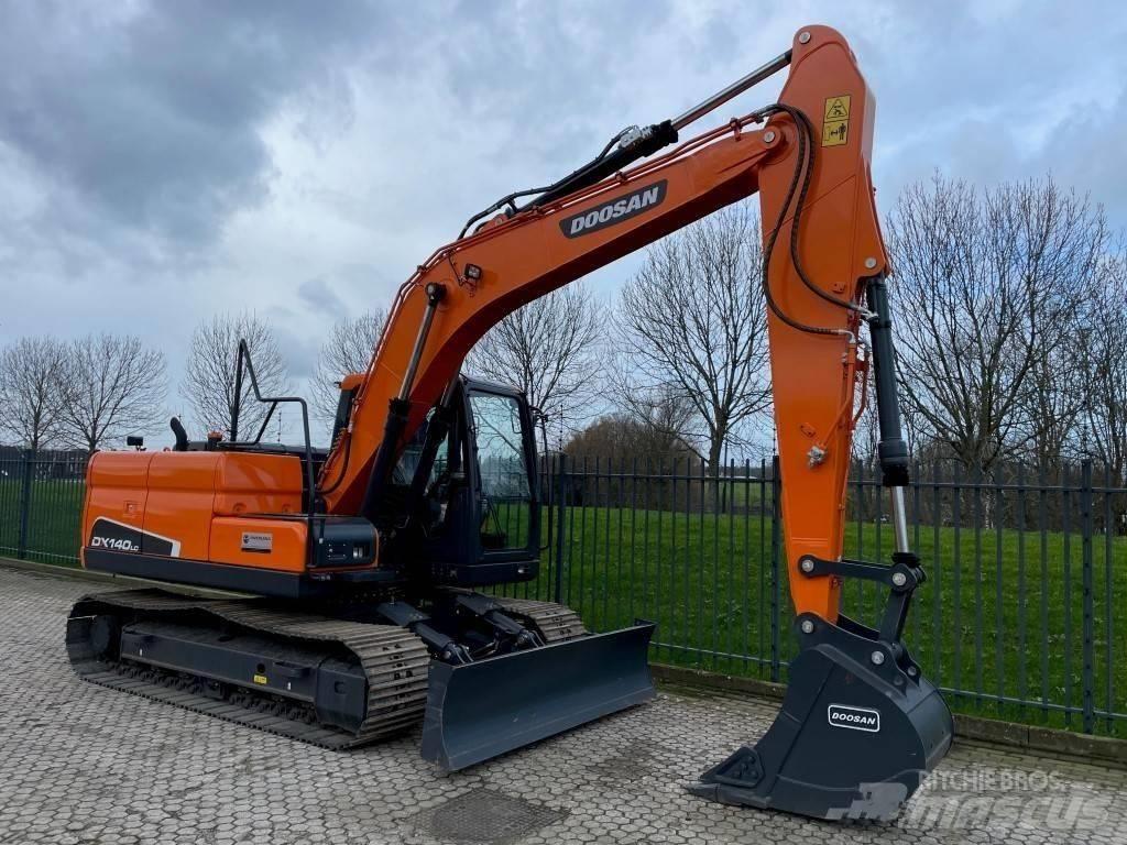 Doosan dx140w Εκσκαφείς με τροχούς - λάστιχα