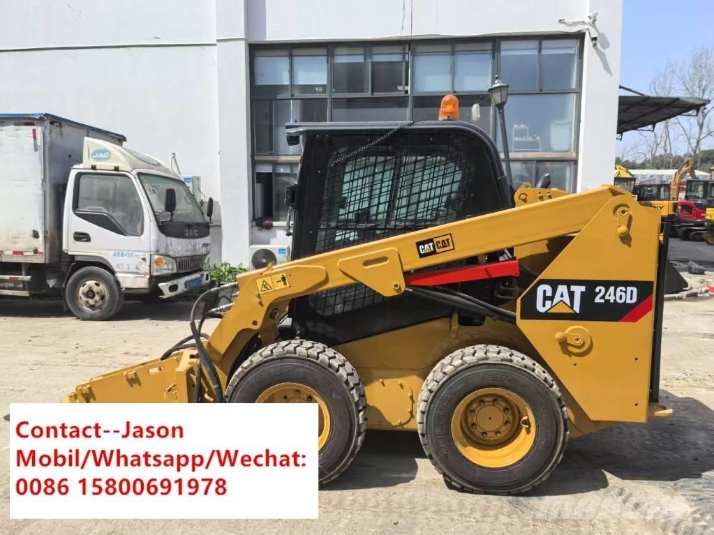 CAT 246 D Φορτωτάκια