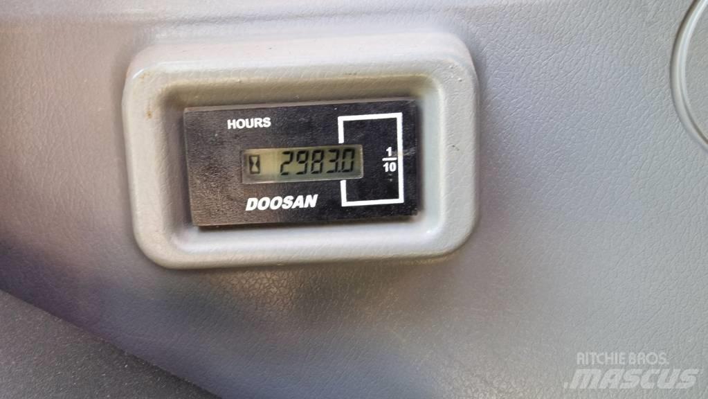 Doosan DX 140 LCR-5 Εκσκαφείς με ερπύστριες