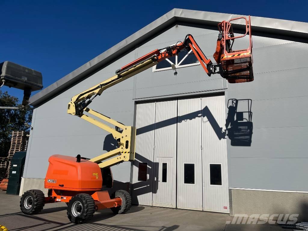 JLG 520 AJ Ανυψωτήρες με αρθρωτό βραχίονα
