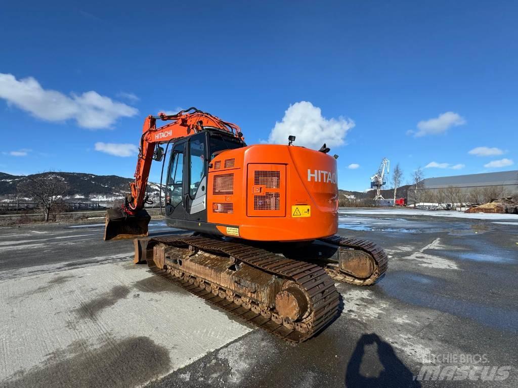 Hitachi ZX 225 US Εκσκαφείς με ερπύστριες