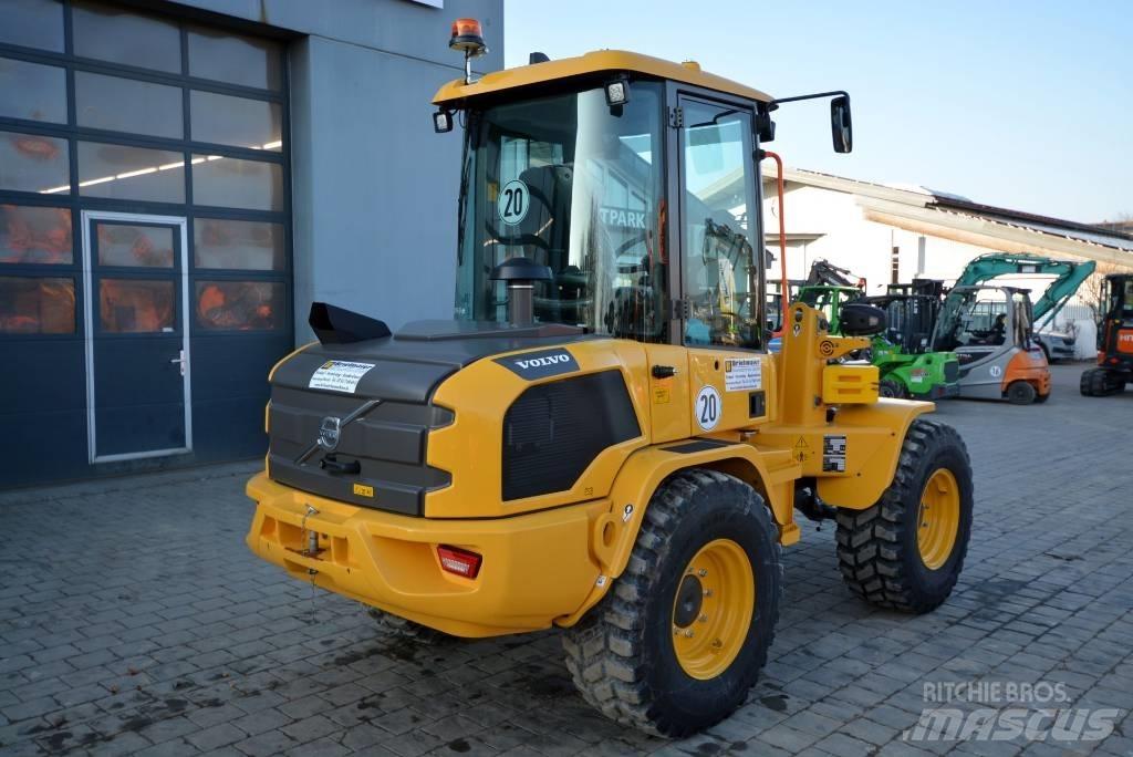 Volvo L 30 H Φορτωτές με λάστιχα (Τροχοφόροι)