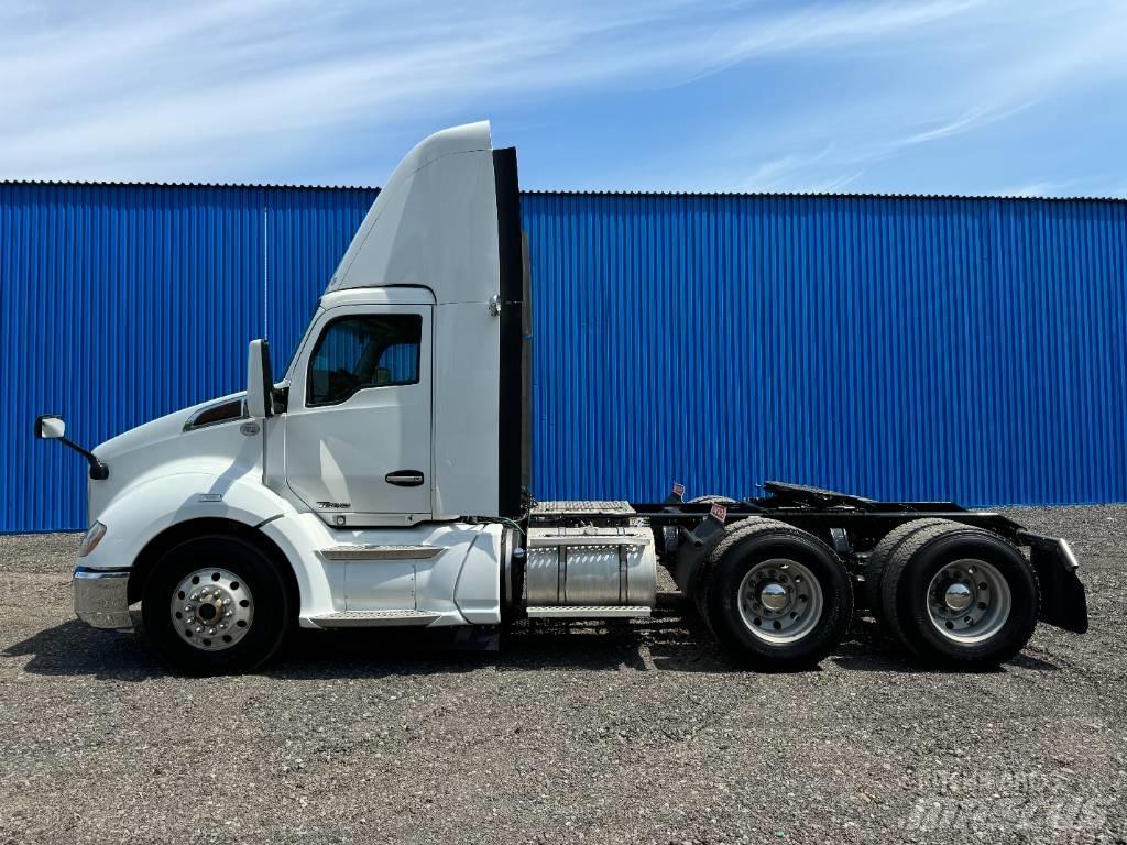 Kenworth T 680 Τράκτορες