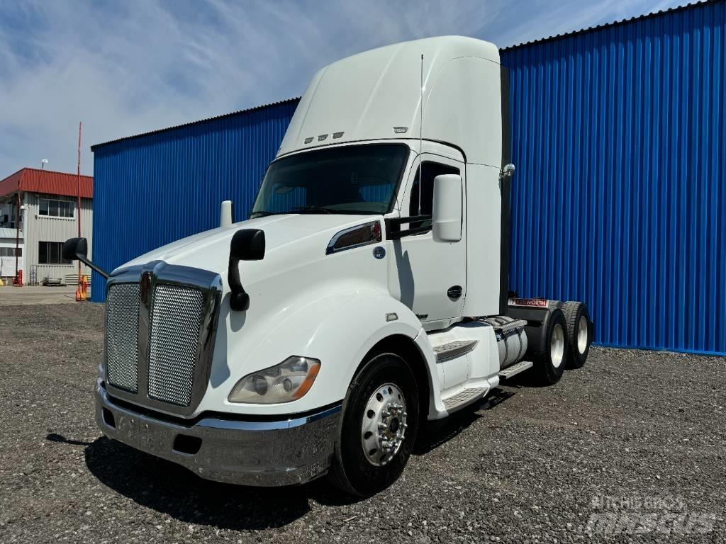 Kenworth T 680 Τράκτορες