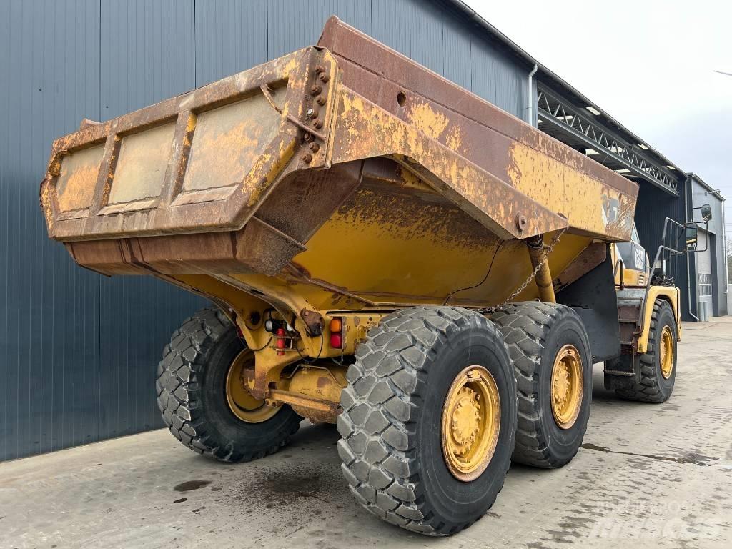 CAT 730 Σπαστό Dump Truck ADT