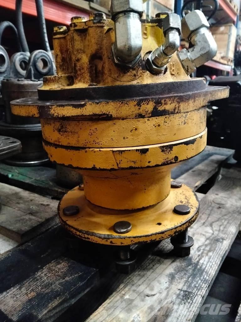 Poclain 800 cc Κινητήρες