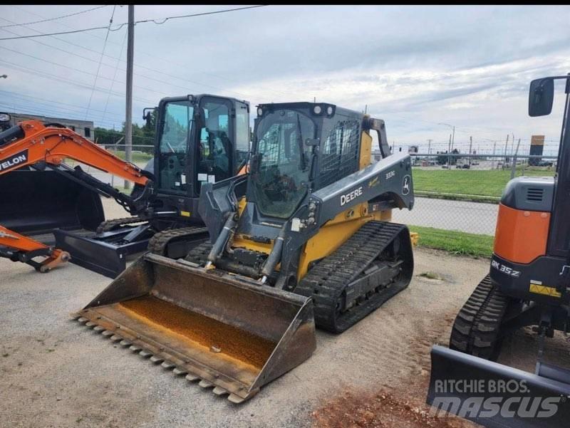 John Deere 333G Φορτωτάκια