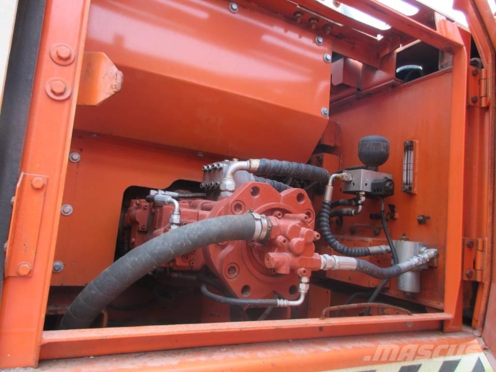 Doosan DH 220 LC Εκσκαφείς με ερπύστριες