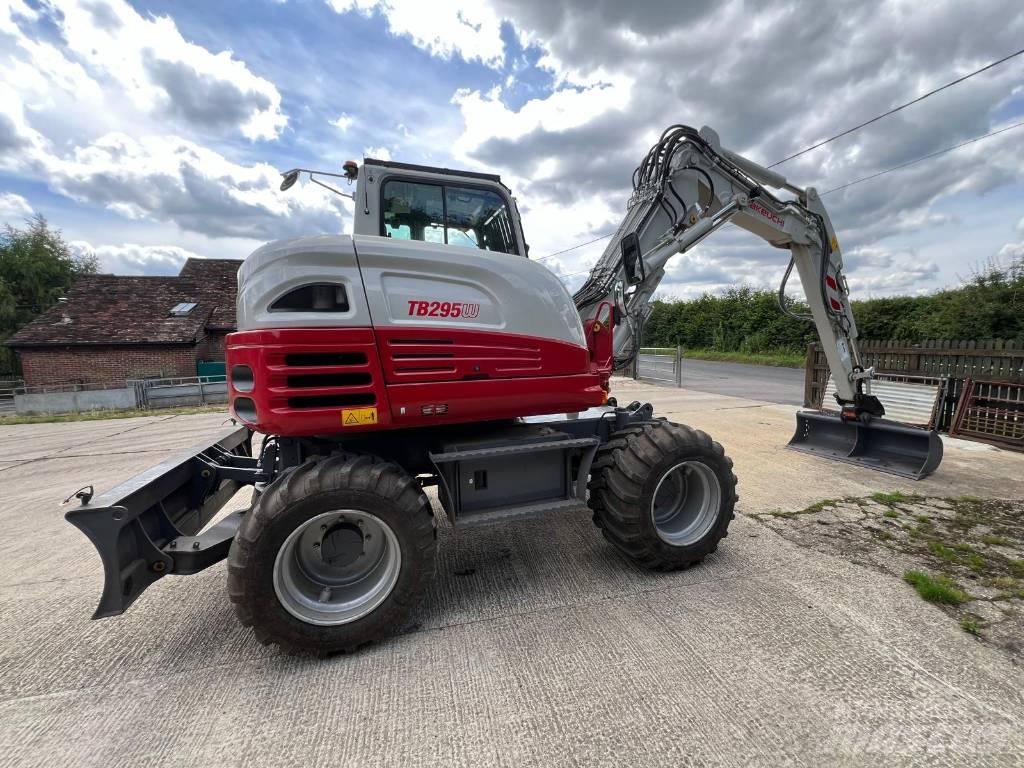 Takeuchi 295w Εκσκαφείς με τροχούς - λάστιχα